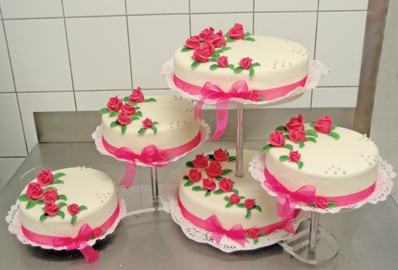 Esküvői torta 140
