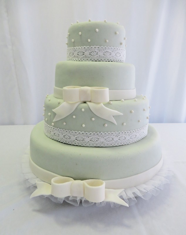 Esküvői torta 011