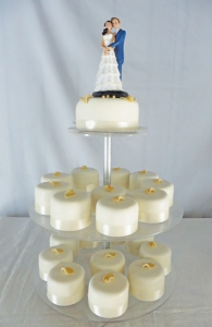Esküvői torta 045