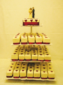 Esküvői torta 187