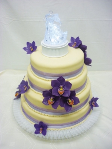Esküvői torta 203