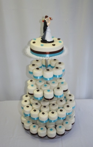 Esküvői torta 233