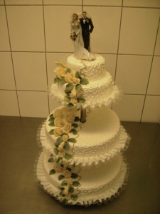 Esküvői torta 256