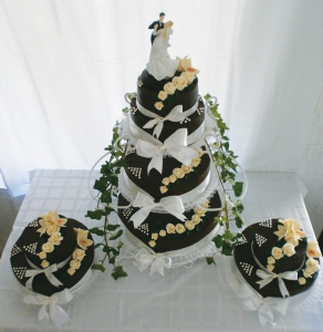 Esküvői torta 293
