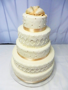 Esküvői torta 070